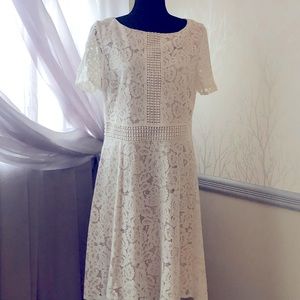 Jessica Howard lace dress